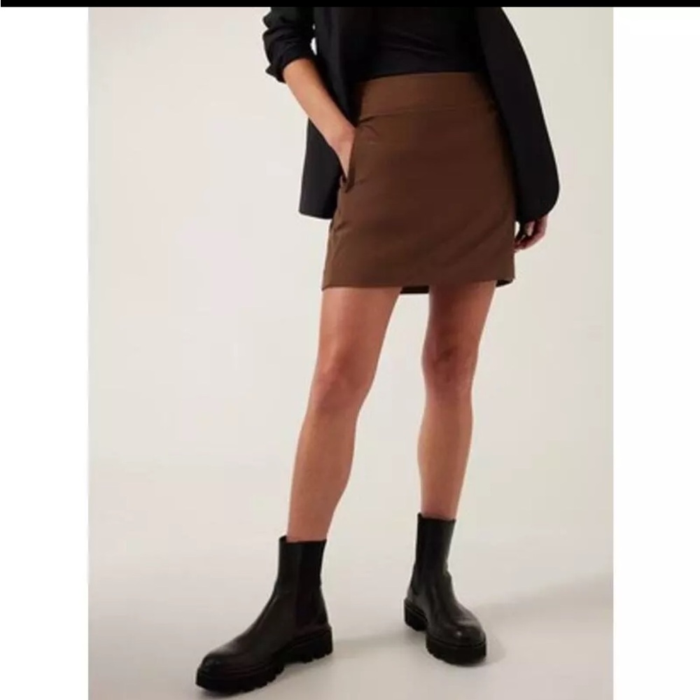 Athleta Brooklyn Mid Rise 16" Skort Brown Athletic Skort